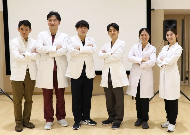 【事務局ブログ】初期研修修了証書授与式